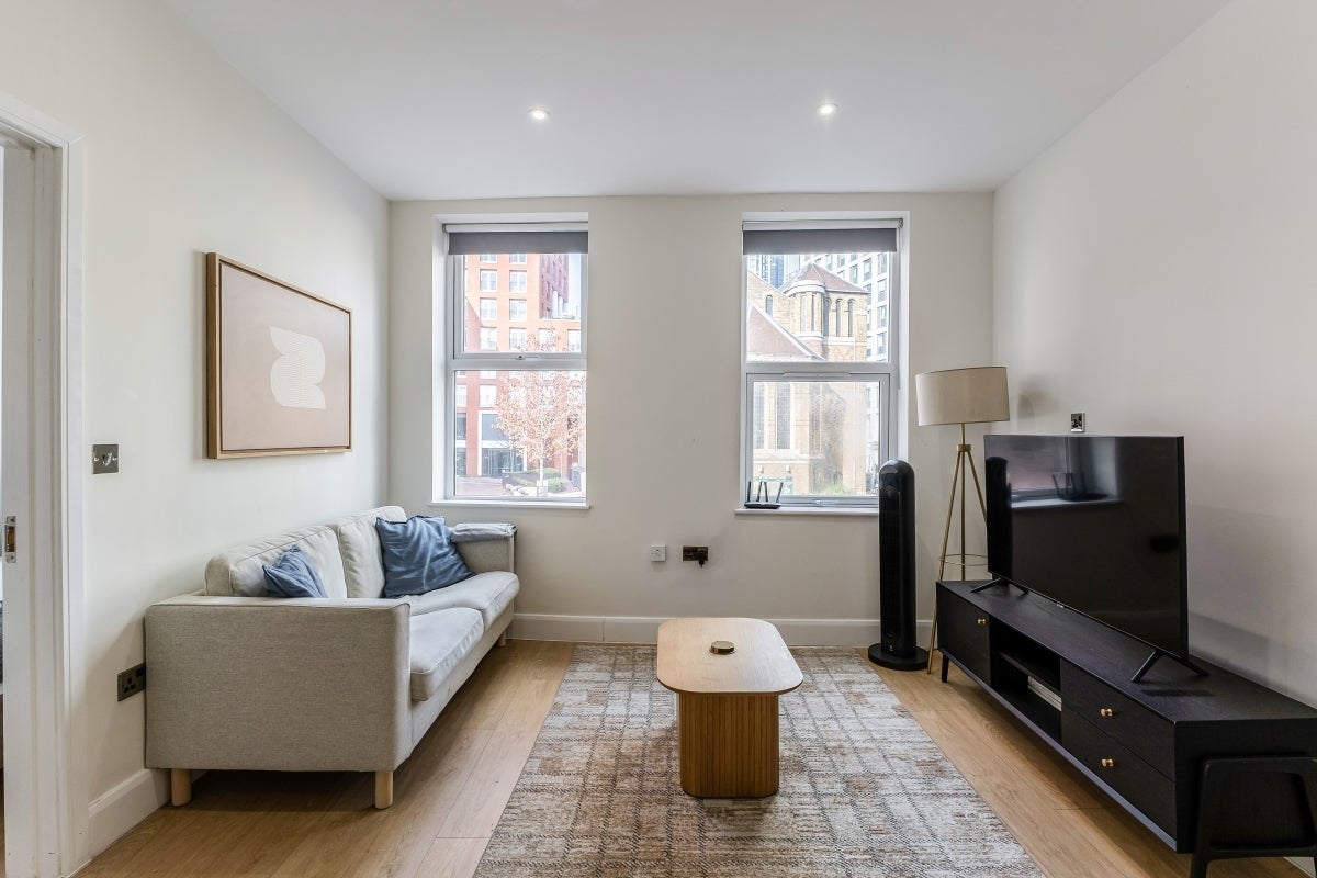 Flat South Lambeth Road in Greater London
