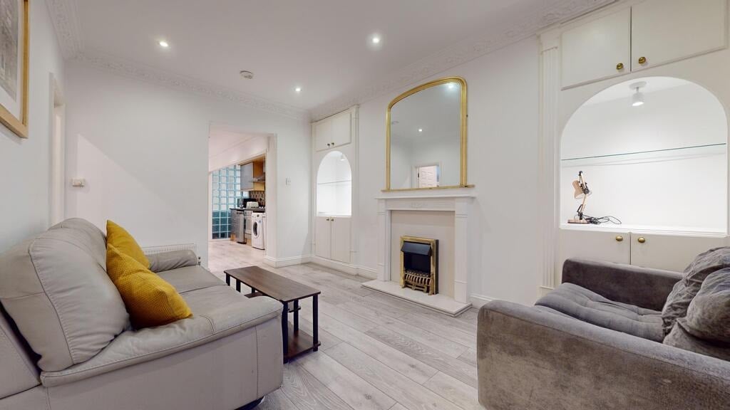 Flat Redcliffe Square in Greater London