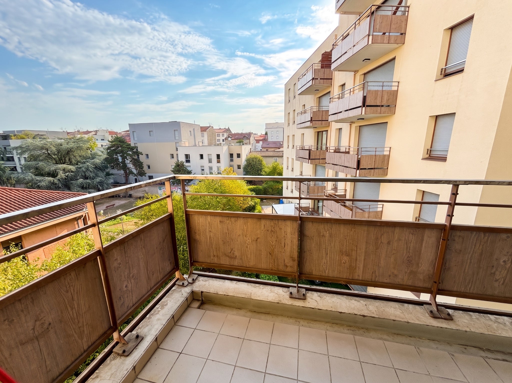 Flat Rue Antonin Perrin in Villeurbanne