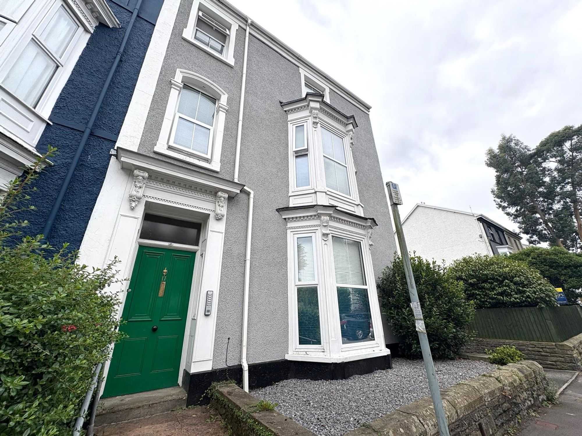 House Eaton Crescent in Swansea