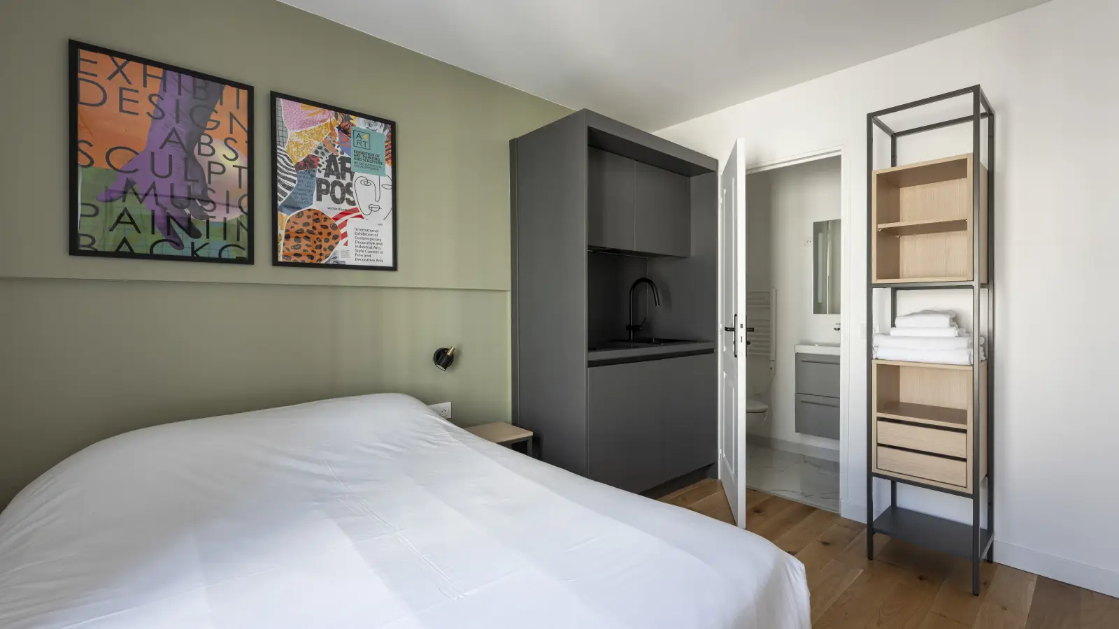 Room Rue Marcadet in Paris