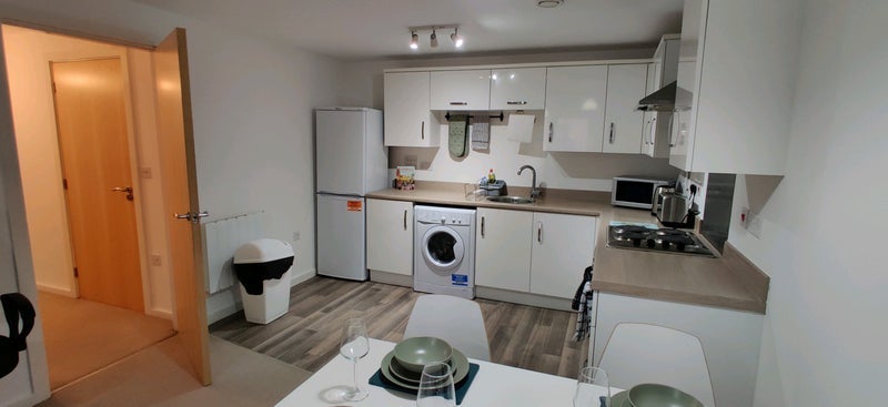 Flat Craven Drive in Salford