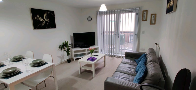 Flat Craven Drive in Salford