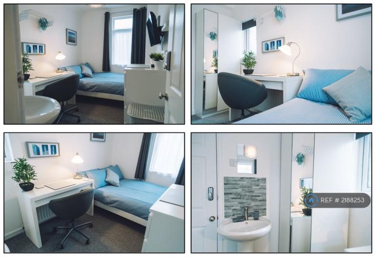 Room Geneva Street in Barrow-in-Furness