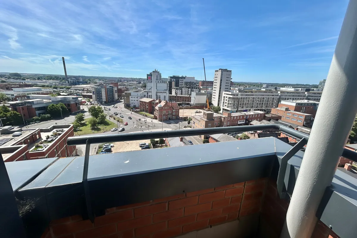 Flat Malin Hill in Nottingham