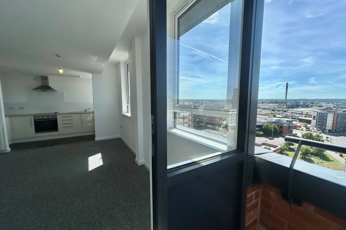 Flat Malin Hill in Nottingham