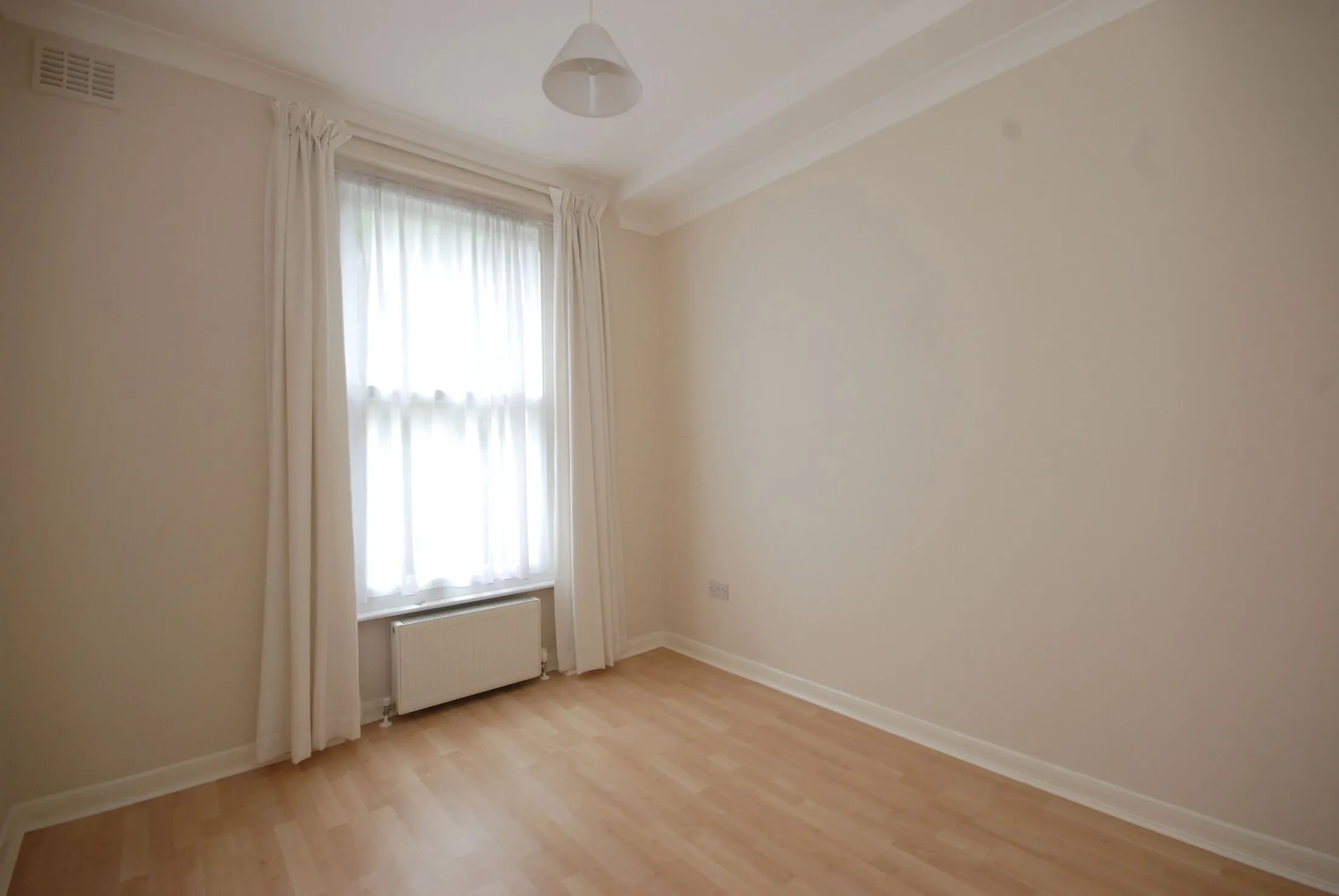 Flat Alexandra Road in Greater London