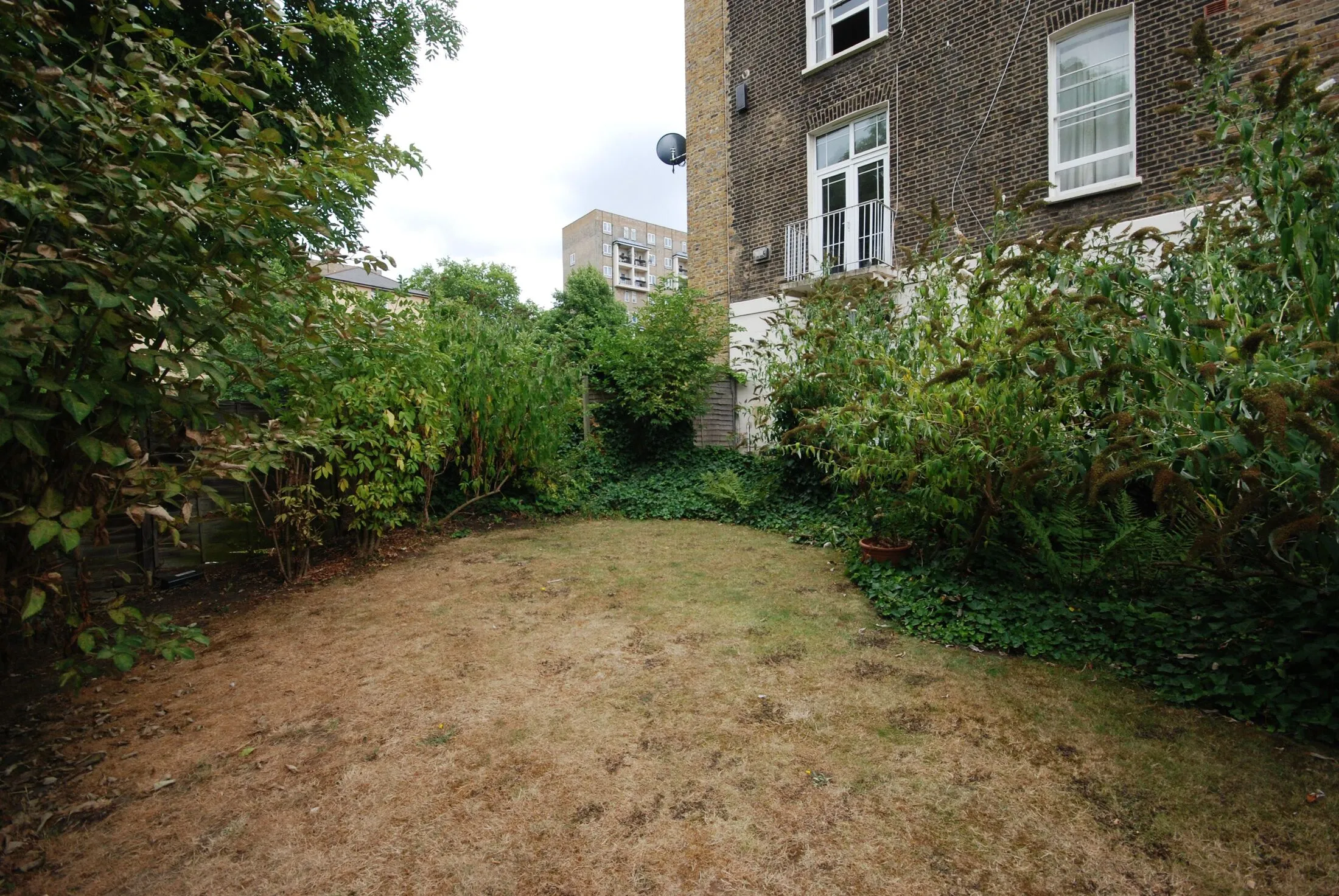 Flat Alexandra Road in Greater London