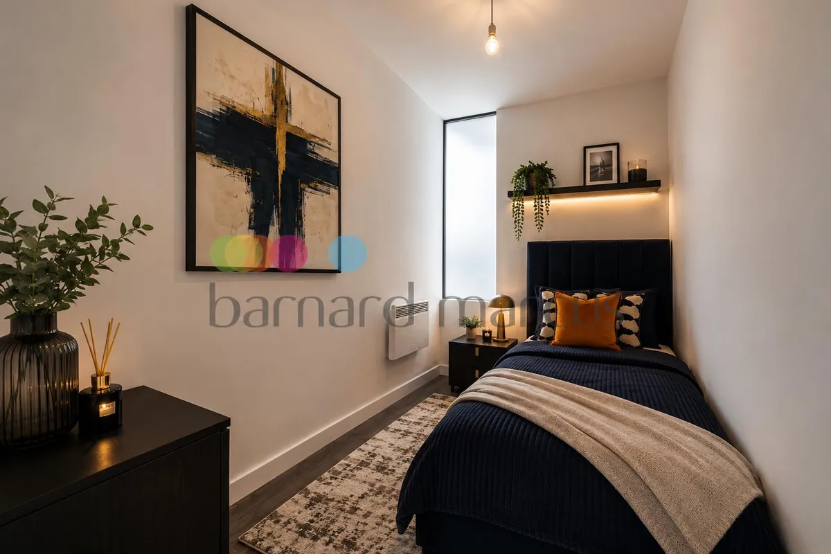 Flat Purley Way in Greater London