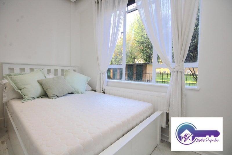 Room John Aird Court in City of Westminster