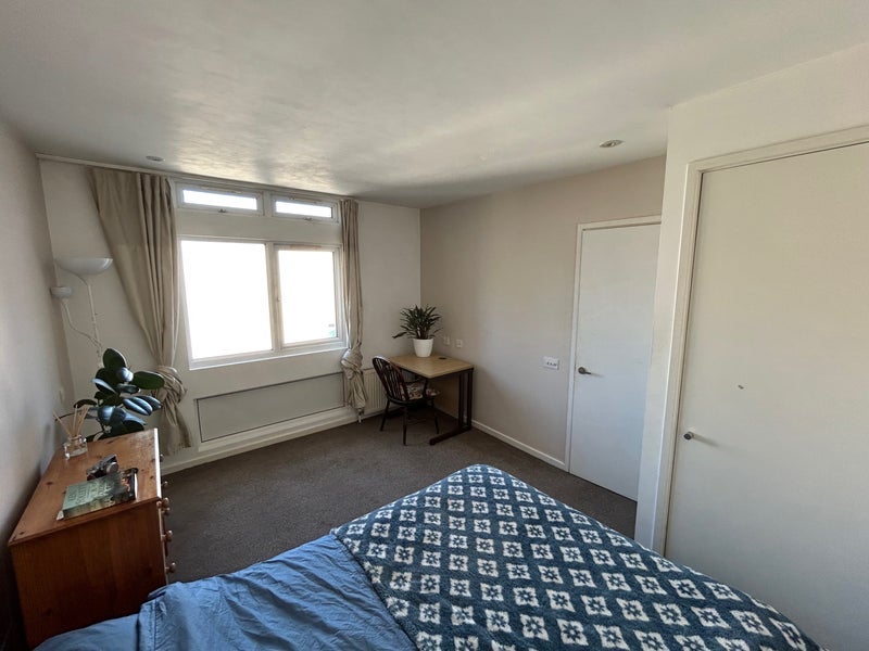 Room Victoria Rise in Greater London