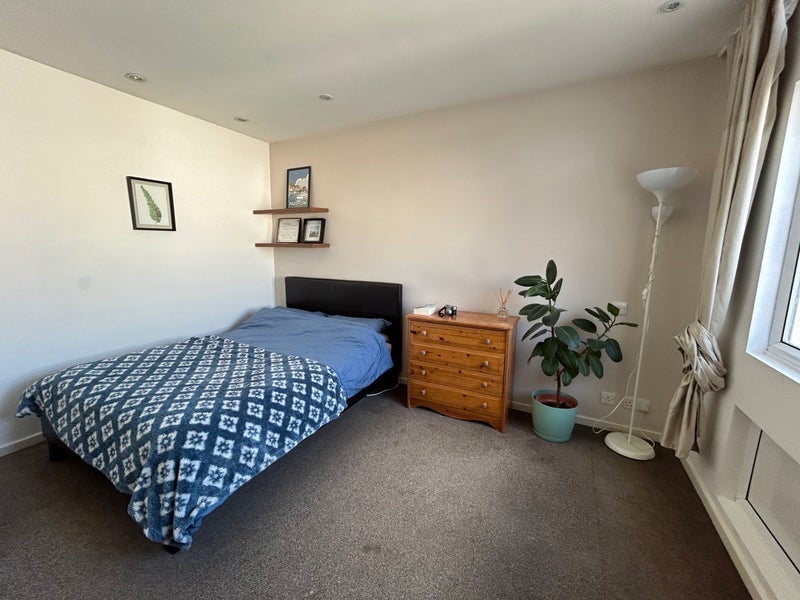 Room Victoria Rise in Greater London