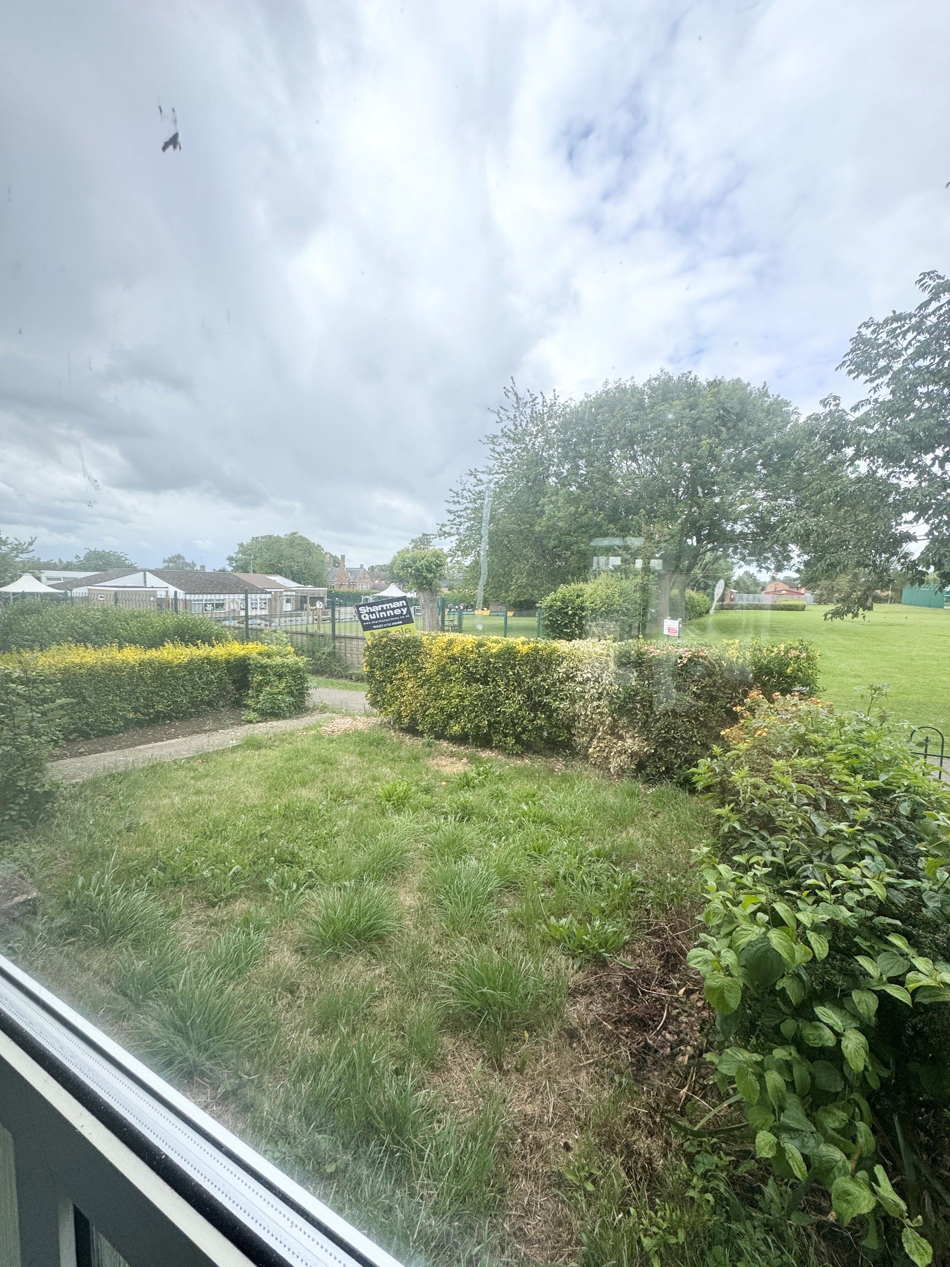 House Southdown Road in Huntingdonshire