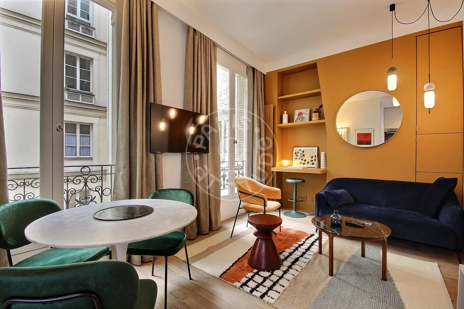 Flat Boulevard de Courcelles in Paris