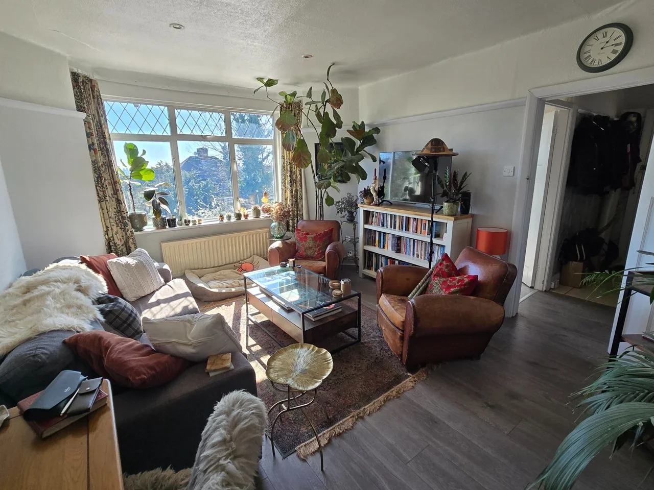 Room Highfield Avenue in Greater London