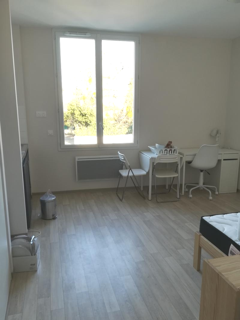 Flat Rue Walter Poupot in Bordeaux