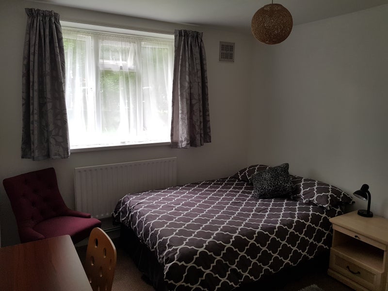 Room Whitnell Way in Greater London