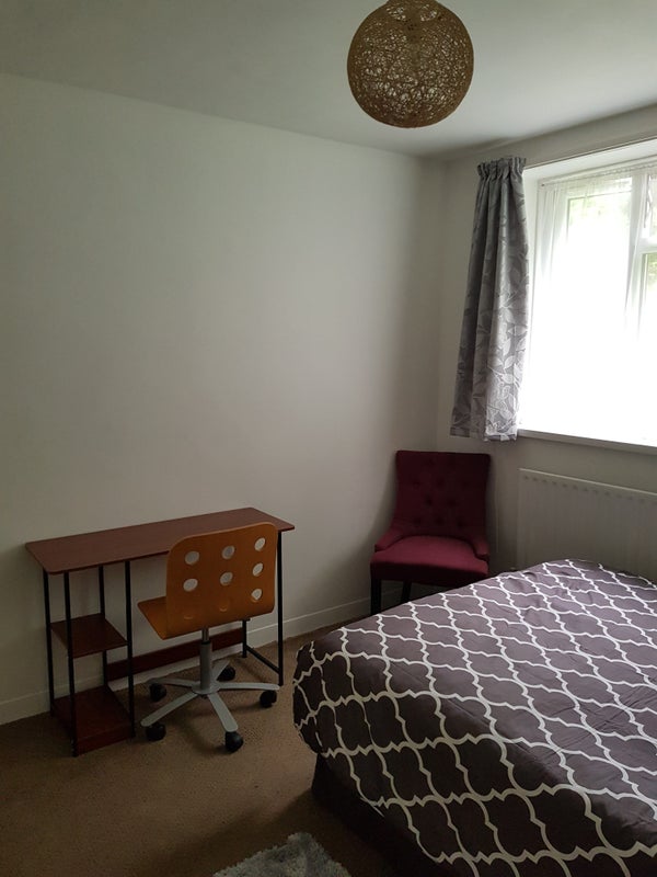 Room Whitnell Way in Greater London