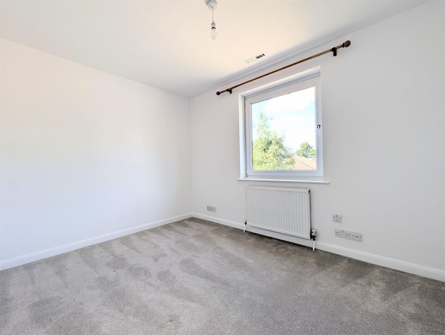House Drake Close in Horsham