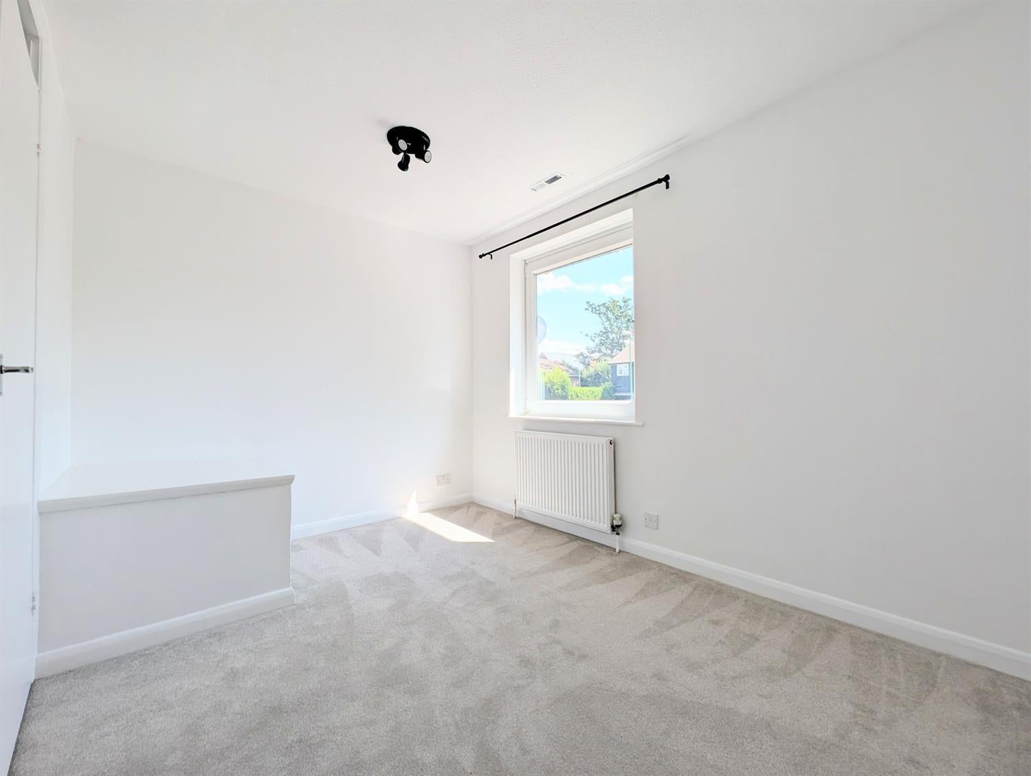 House Drake Close in Horsham