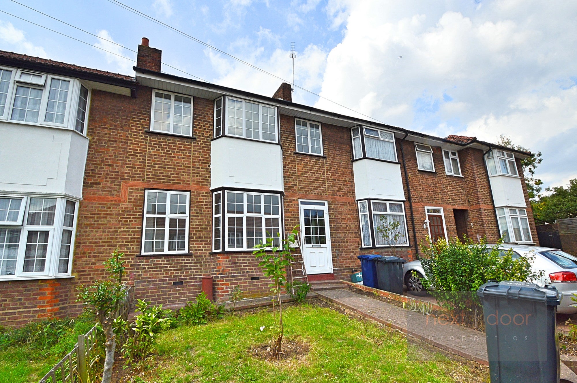 House Kingsdown Avenue in London