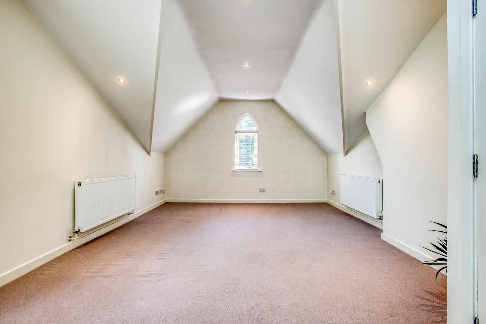 Flat Kenilworth Road in Royal Leamington Spa