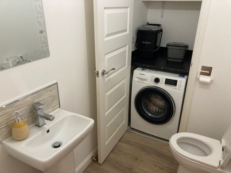 Room Barnyard Park Loan in City of Edinburgh