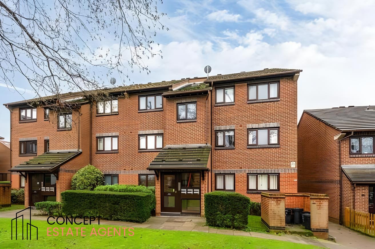 Flat Limetree Walk in Greater London