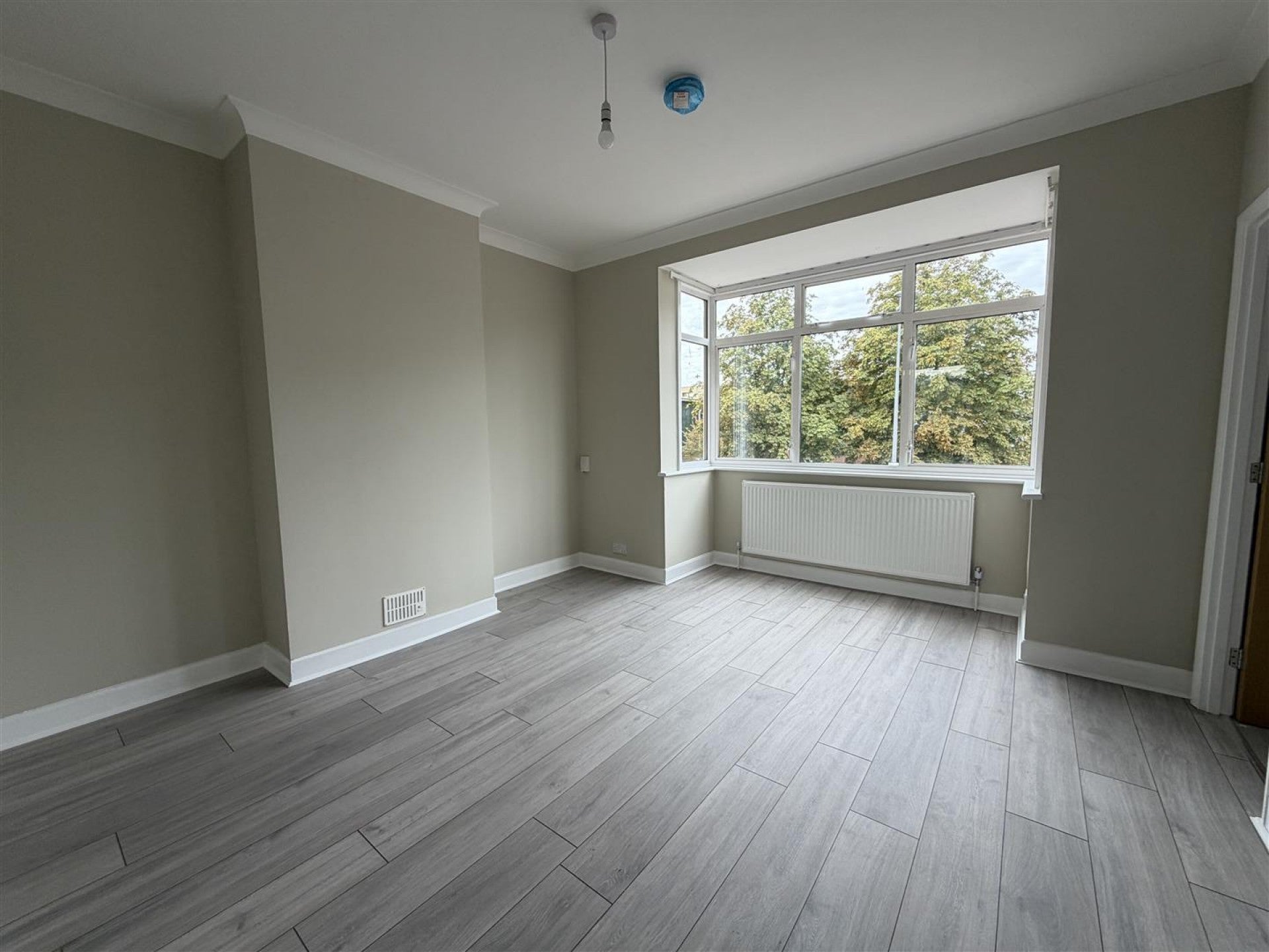 House Larkshall Road in Greater London