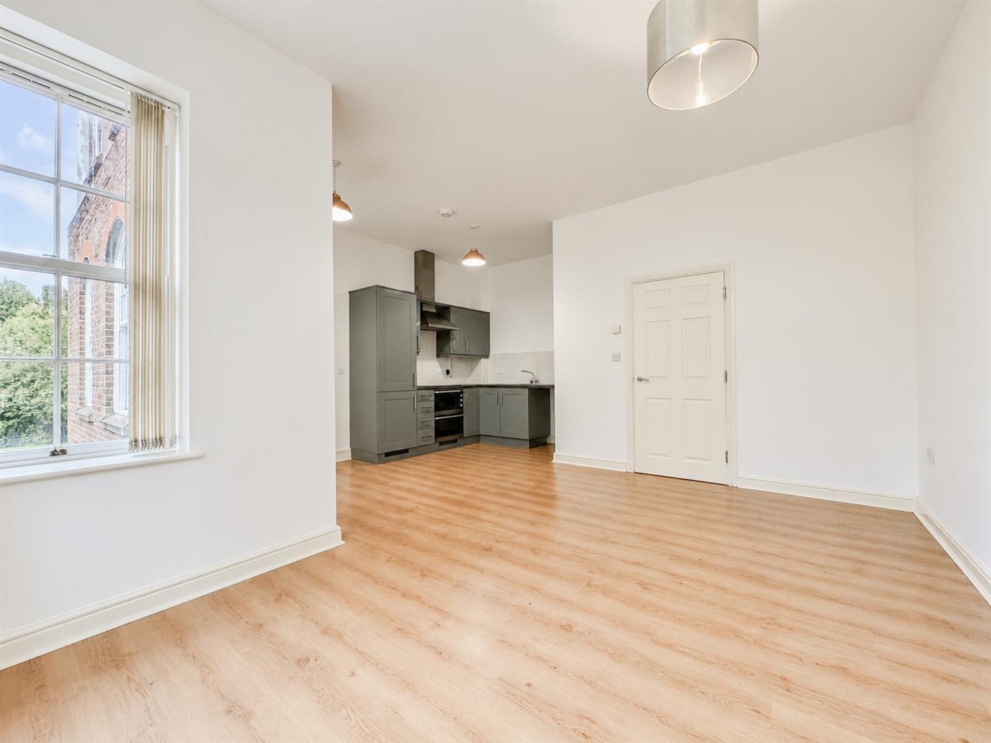 Flat Paradise Walk in Rother