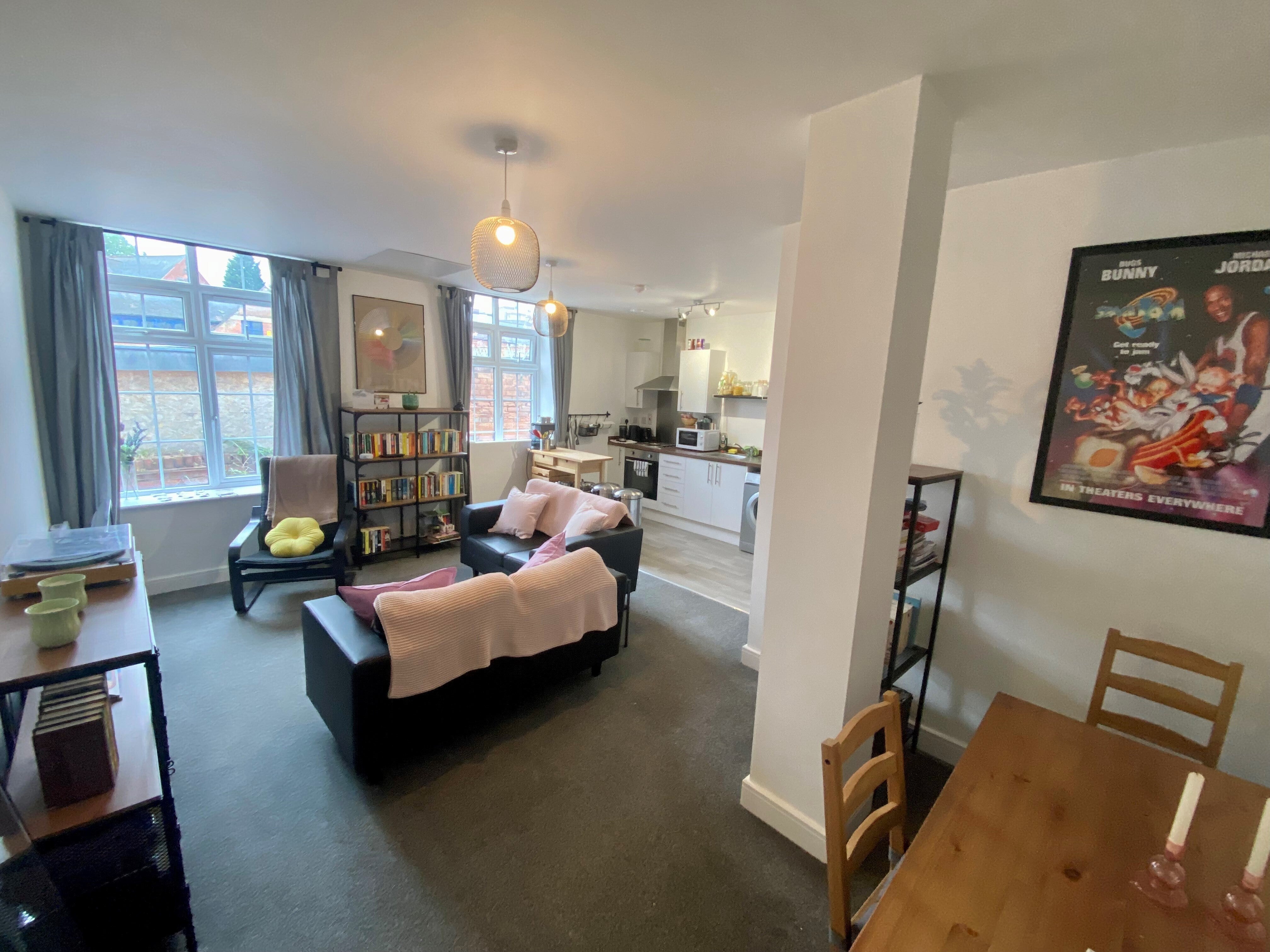 Flat Holland Street in Nottingham