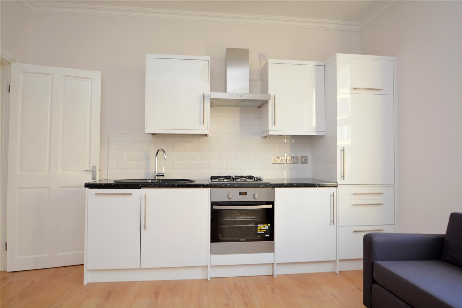 Flat Ashley Hill in Bristol
