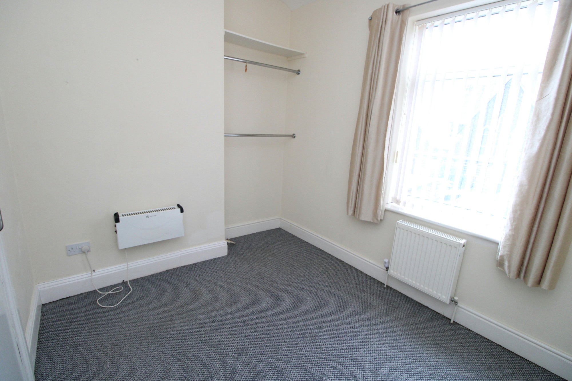 Flat Brighton Road in Rhyl