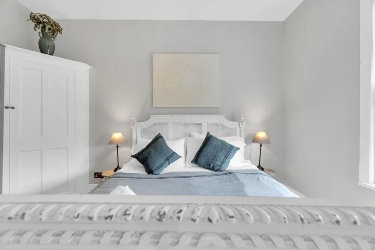 Flat Cowper Road in Worthing