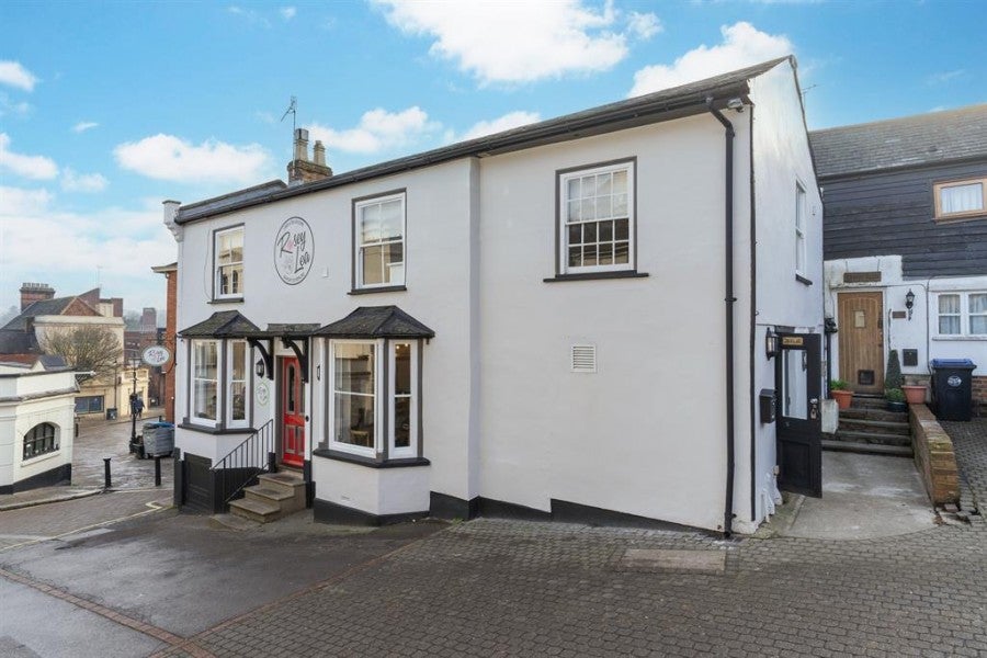 Room Market Square in East Hertfordshire