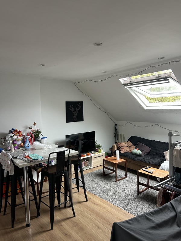 Room Montserrat Road in Greater London