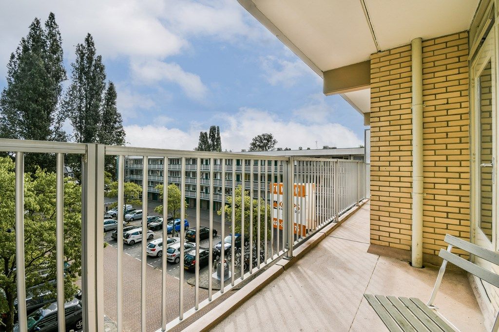 Appartement Westelijk Halfrond 379 in Amstelveen