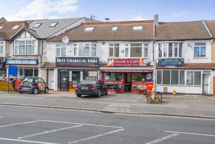 Flat Stafford Road in Greater London
