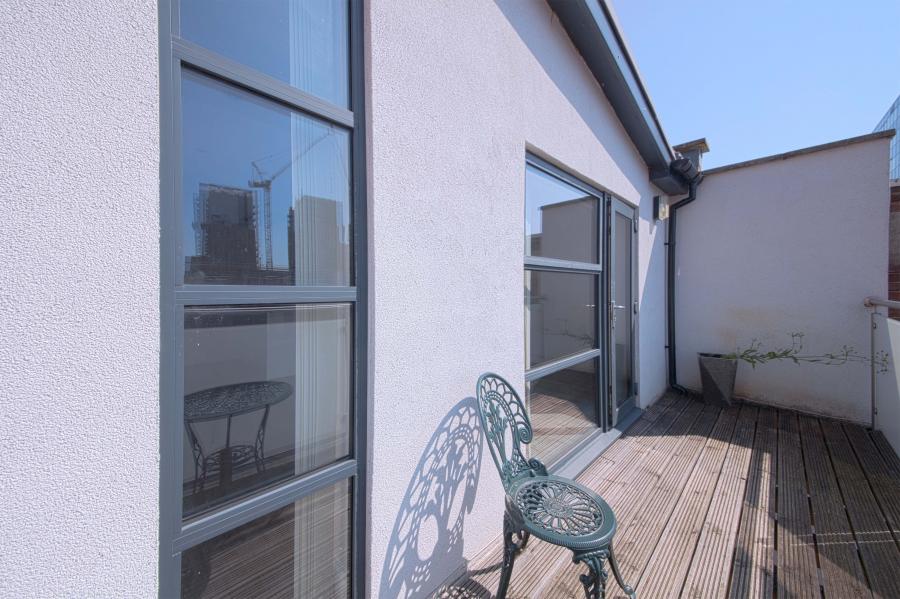 Flat Nicholsons Lane in Maidenhead