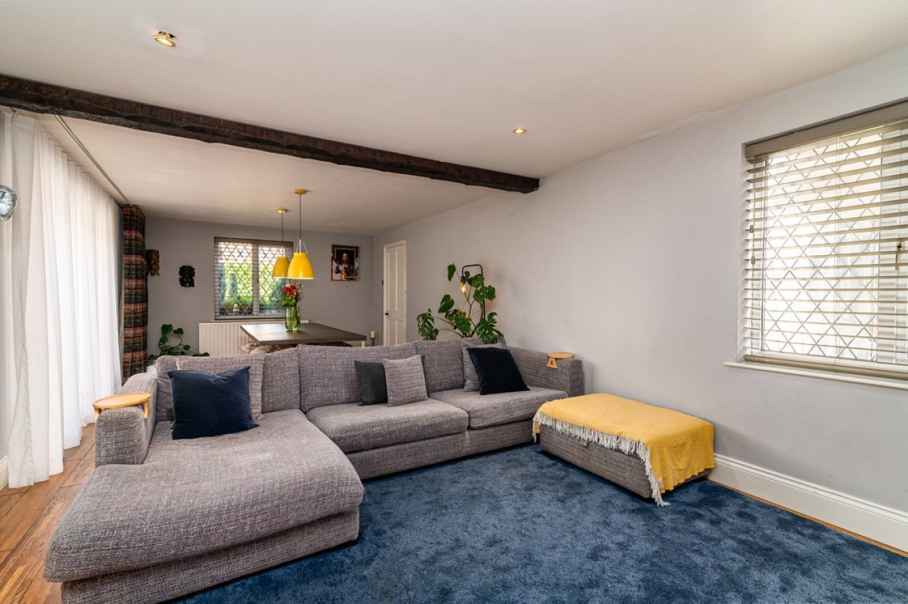 House Mapperley Plains in Nottingham