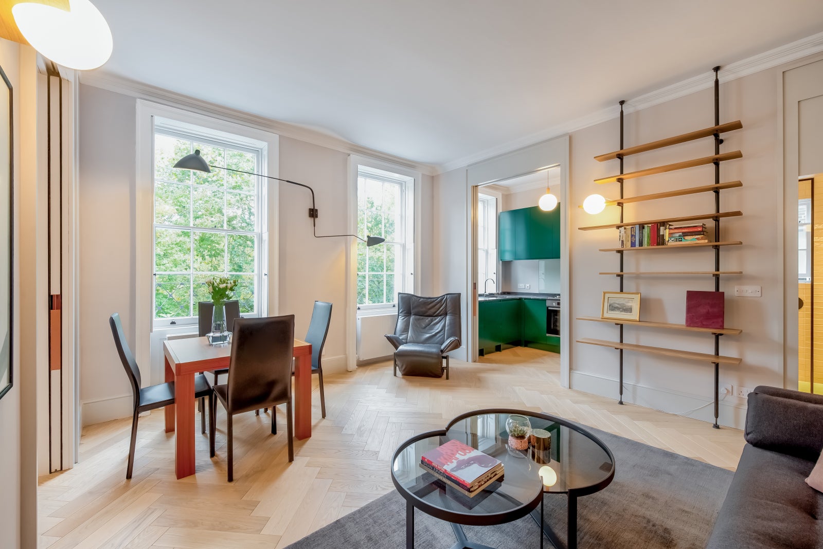 Flat Highbury Terrace in Greater London