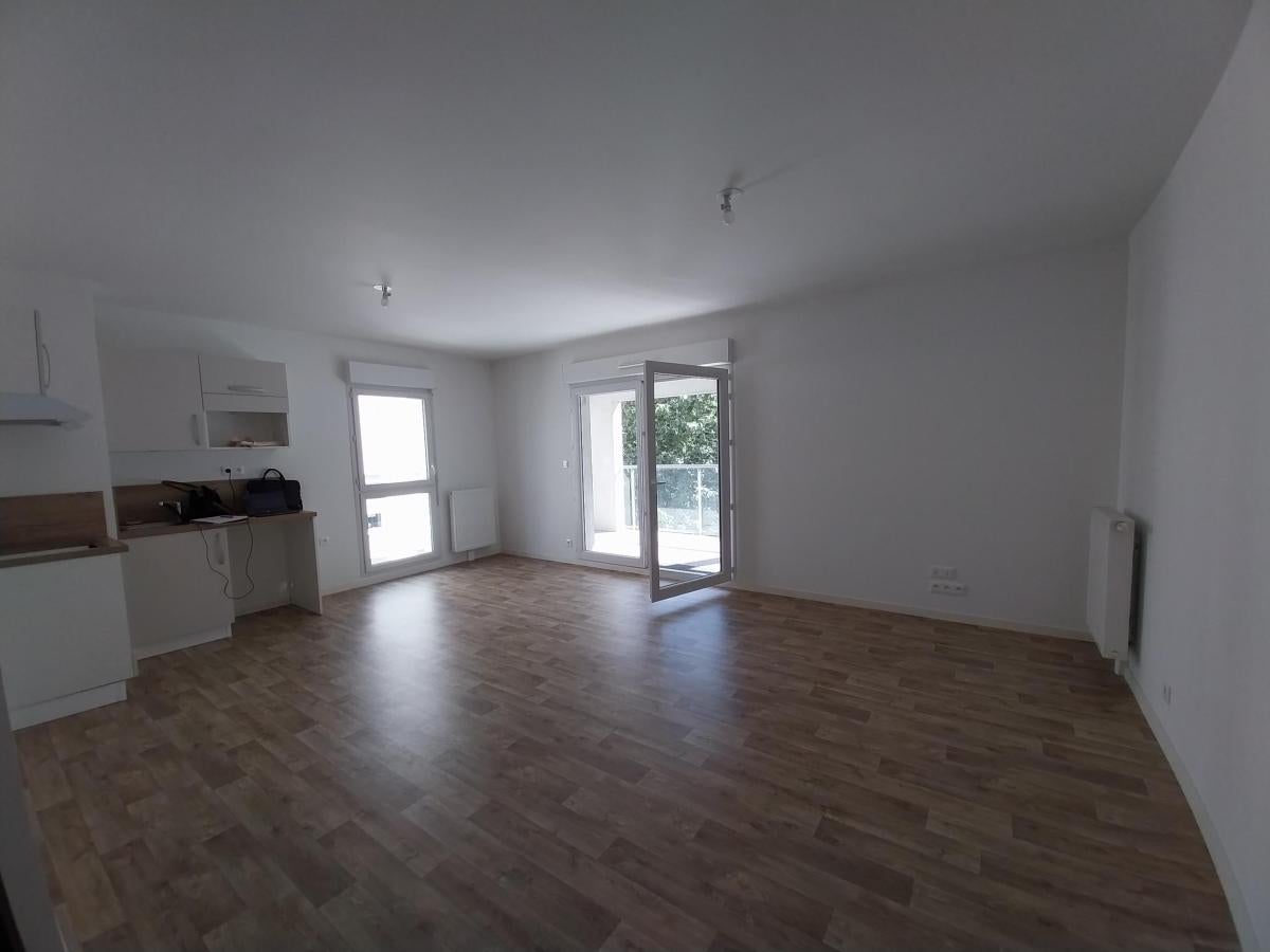Flat Allée Jacqueline de Romilly in Nantes