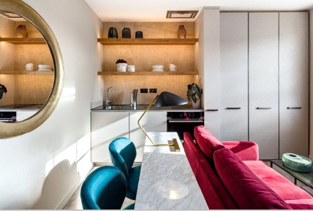 Flat Colville Square in Greater London
