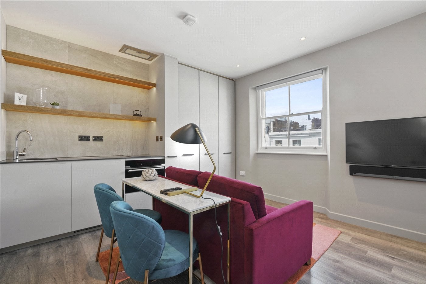 Flat Colville Square in Greater London