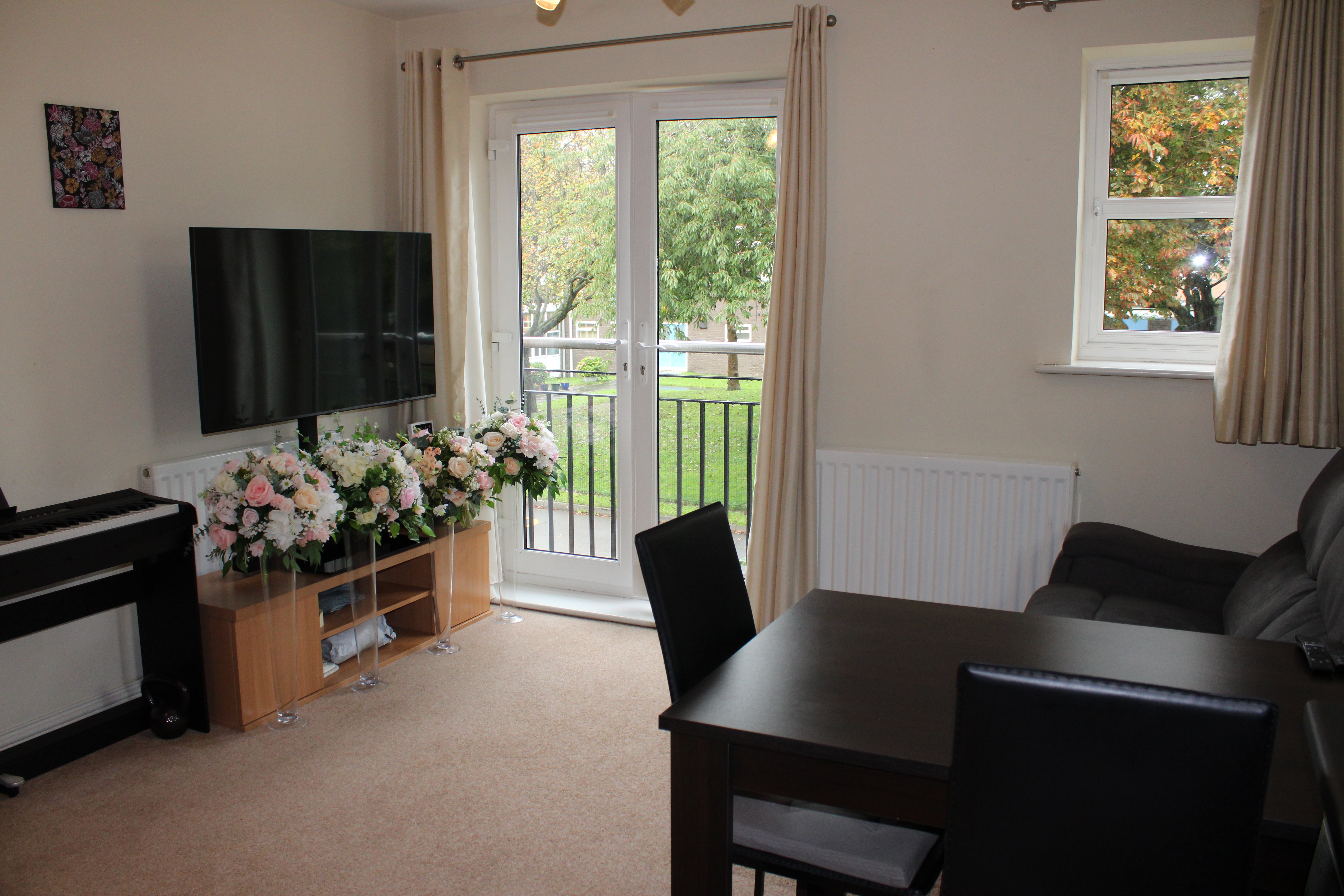 Flat Kniveton Close in Derby