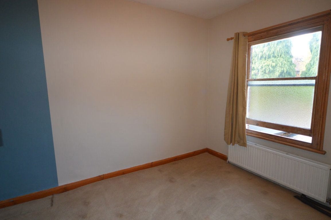 Flat Hatfield Road in St Albans