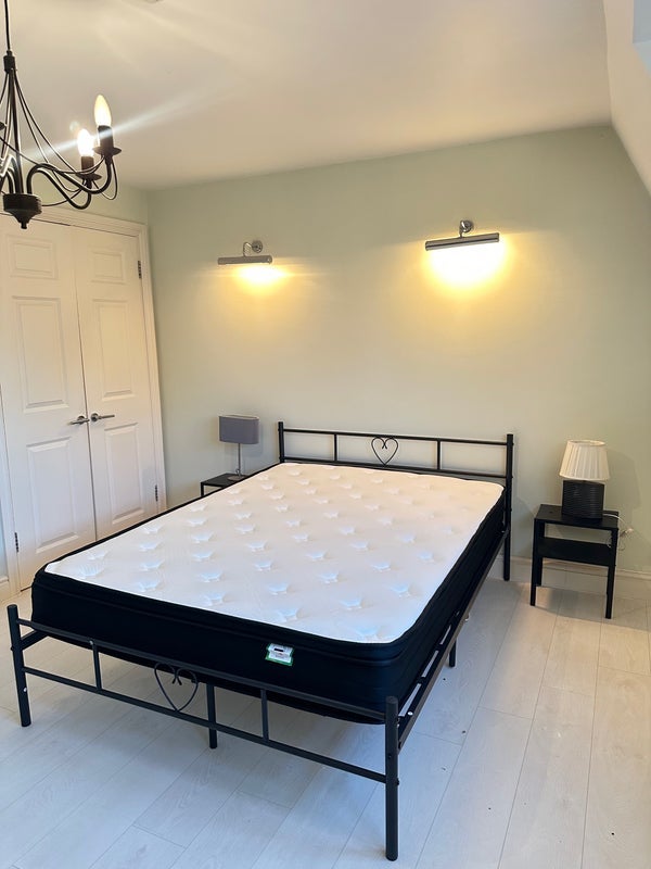 Room Bollo Bridge Road in Greater London