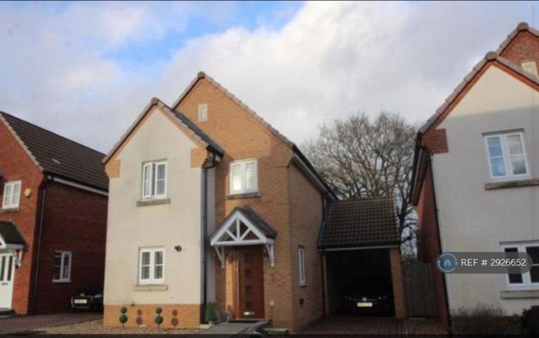 House Kelvin Court in High Wycombe
