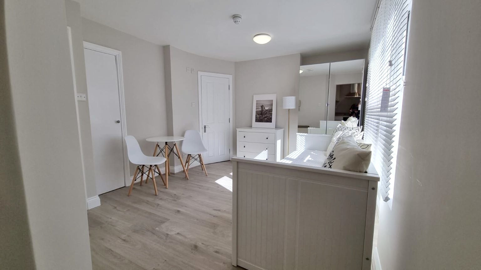 Flat Studland Street in Greater London