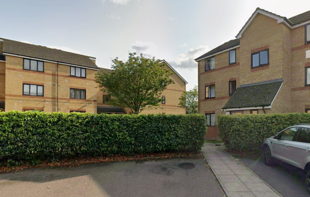 Flat Upton Close in Greater London
